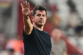 t25_emre-belozoglu-bence-muke-920