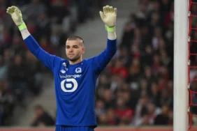 t25_psgnin-yeni-kalecisi-luca-829