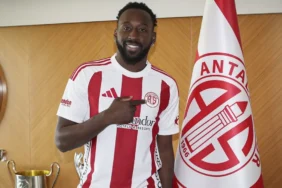 t25_antalyaspor-yeni-golcusu--870