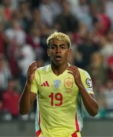 t25_ispanya-milli-takimina-la-172