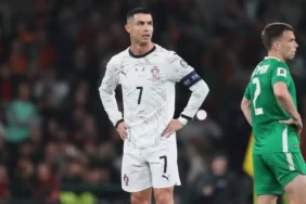 t25_cristiano-ronaldo-kirmizi-173