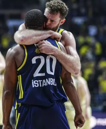 t25_fenerbahce-beko-baskonia--355