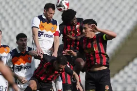 t25_basaksehir-kupada-karagum-170