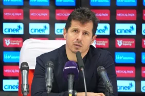 t25_emre-belozoglu-fenerbahce-934