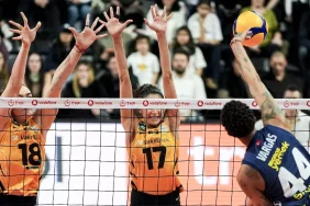 t25_vakifbank-fenerbahce-medi-213