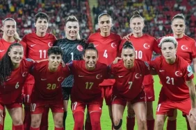 t25_a-milli-kadin-futbol-taki-535