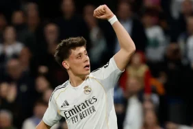 t25_tarihi-gol-mansetlerde-tu-259