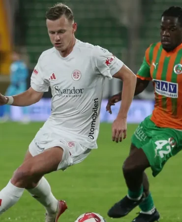 t25_antalyaspor-evinde-alanya-496