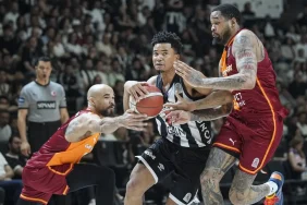 t25_besiktas-gain-derbide-kaz-172