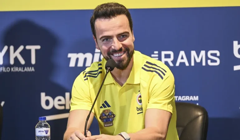 t25_fenerbahcede-imzalar-atil-534