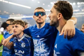 t25_schalkeden-edin-dzekoya-y-928