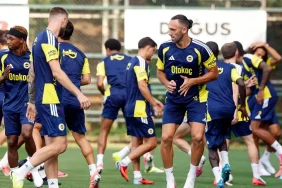 t25_fenerbahcede-sturm-graz-m-667